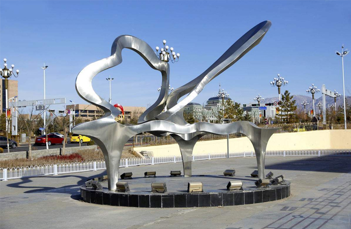 不銹鋼雕�?.jpg 不銹鋼雕�?.jpg